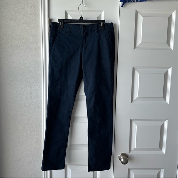 NWOT Navy Aeropostale Skinny Chinos / Slacks / Pants - Picture 2 of 6